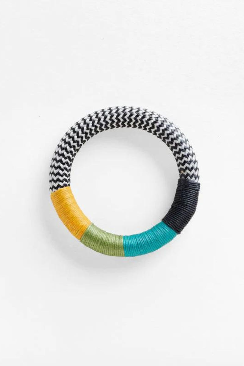 Pichulik Black and White Dynamic Bracelet for Ichyulu